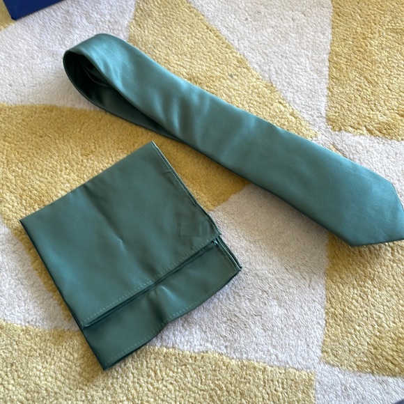 Azazie Justine eucalyptus A0 dress - Picture 12 of 12